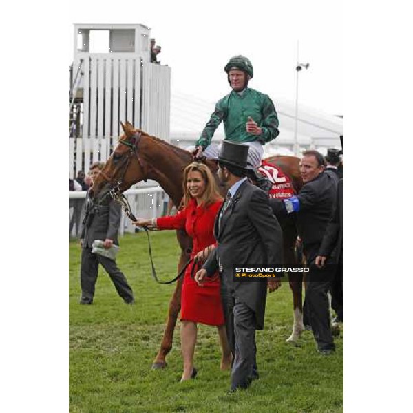 Princess Haya of Jordan, Sheihk Mohamed with New Approach and Kevin Manning coming back to the winner circle after winning the Vodafone Derby Epsom, 7th june 2008 ph. Stefano Grasso