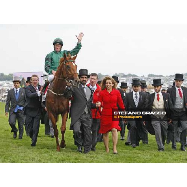 Princess Haya of Jordan, Sheihk Mohamed with New Approach and Kevin Manning coming back to the winner circle after winning the Vodafone Derby Epsom, 7th june 2008 ph. Stefano Grasso