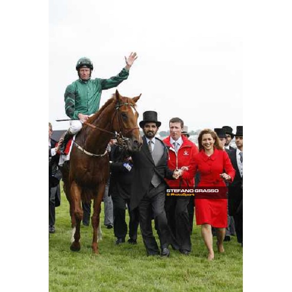 Princess Haya of Jordan, Sheihk Mohamed with New Approach and Kevin Manning coming back to the winner circle after winning the Vodafone Derby Epsom, 7th june 2008 ph. Stefano Grasso