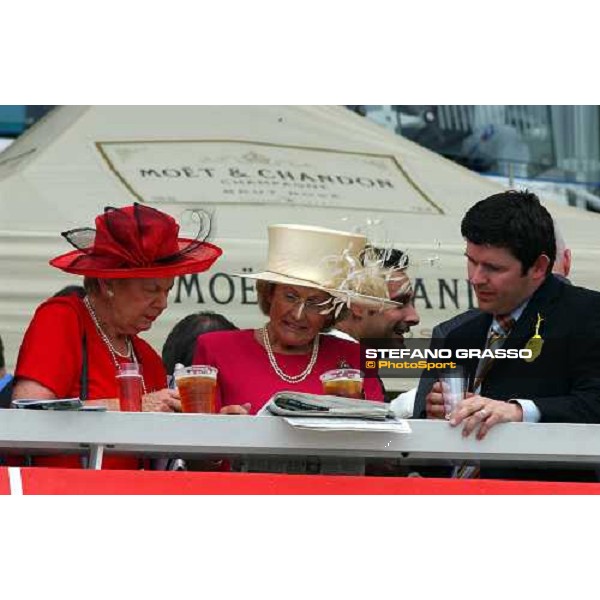 fashion The Vodafone Oaks Espom 4th june 2004 ph. Stefano Grasso