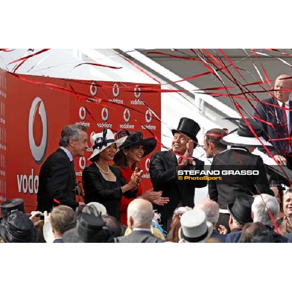 Princess Haya of Jordan, Jim Bolger trainer of New Approach with Kevin Manning during the giving prize of the Vodafone Derby Epsom, 7th june 2008 ph. Stefano Grasso