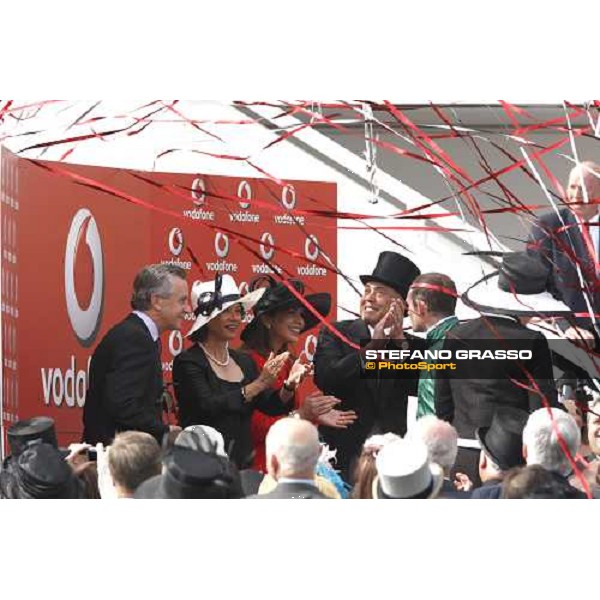 Princess Haya of Jordan, Jim Bolger trainer of New Approach with Kevin Manning during the giving prize of the Vodafone Derby Epsom, 7th june 2008 ph. Stefano Grasso