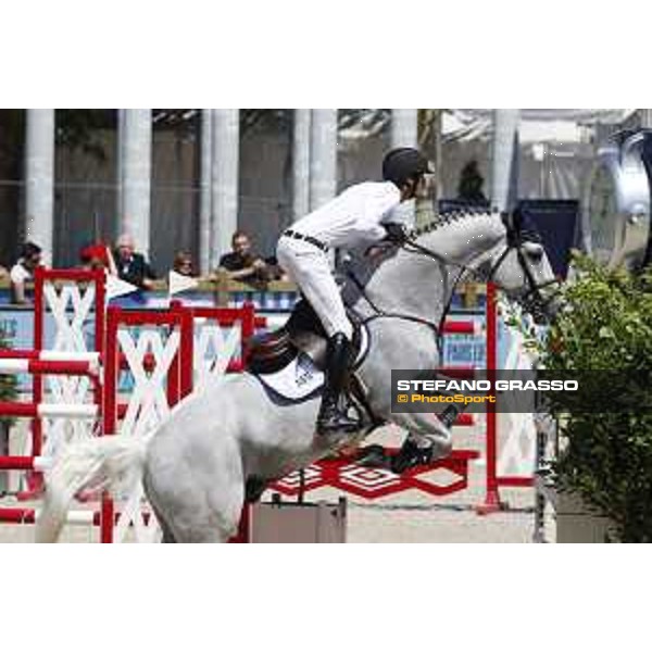 LGCT of Paris Eiffel - Class 9 - Rene Lopez (COL) on Big Brother - Paris Eiffel, Champ de Mars, 6 July 2018 - ph.Stefano Grasso/LGCT