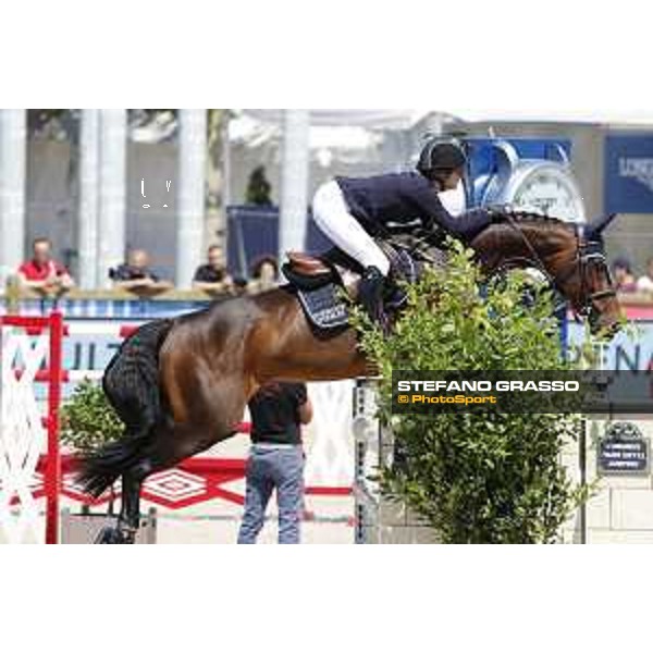 LGCT of Paris Eiffel - Class 9 - Jennifer Gates (USA) on Dolinn - Paris Eiffel, Champ de Mars, 6 July 2018 - ph.Stefano Grasso/LGCT