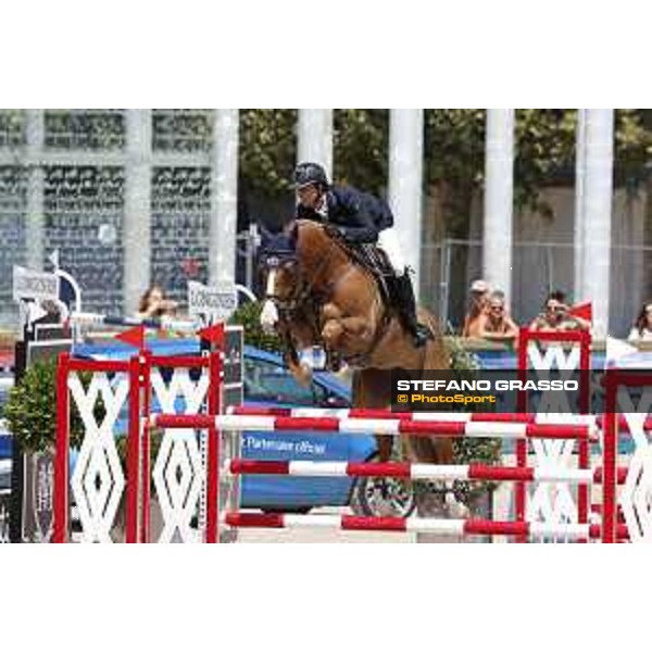 LGCT of Paris Eiffel - Class 9 - Ben Maher (GBR) on Don Vito - Paris Eiffel, Champ de Mars, 6 July 2018 - ph.Stefano Grasso/LGCT