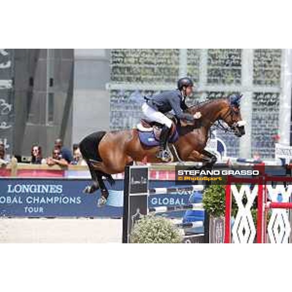 LGCT of Paris Eiffel - Class 9 - Leopold Van Asten (NED) on VDL Groep Urane de Talma - Paris Eiffel, Champ de Mars, 6 July 2018 - ph.Stefano Grasso/LGCT