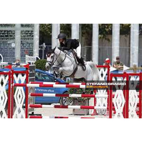 LGCT of Paris Eiffel - Class 9 - Georgina Bloomberg (USA) on Paola 233 - Paris Eiffel, Champ de Mars, 6 July 2018 - ph.Stefano Grasso/LGCT