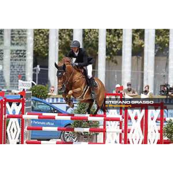 LGCT of Paris Eiffel - Class 9 - Kevin Staut (FRA) on Ayade e Septon et HDC - Paris Eiffel, Champ de Mars, 6 July 2018 - ph.Stefano Grasso/LGCT