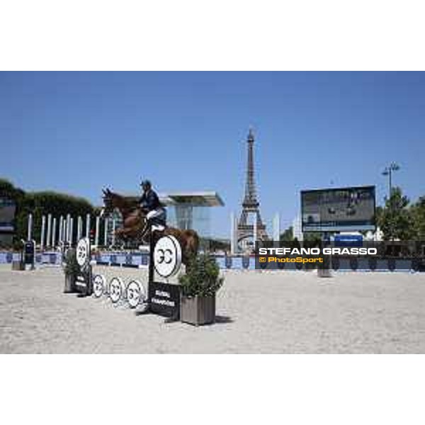 LGCT of Paris Eiffel - Class 9 - Cameron Hanley (IRL) on EIS Isaura - Paris Eiffel, Champ de Mars, 6 July 2018 - ph.Stefano Grasso/LGCT
