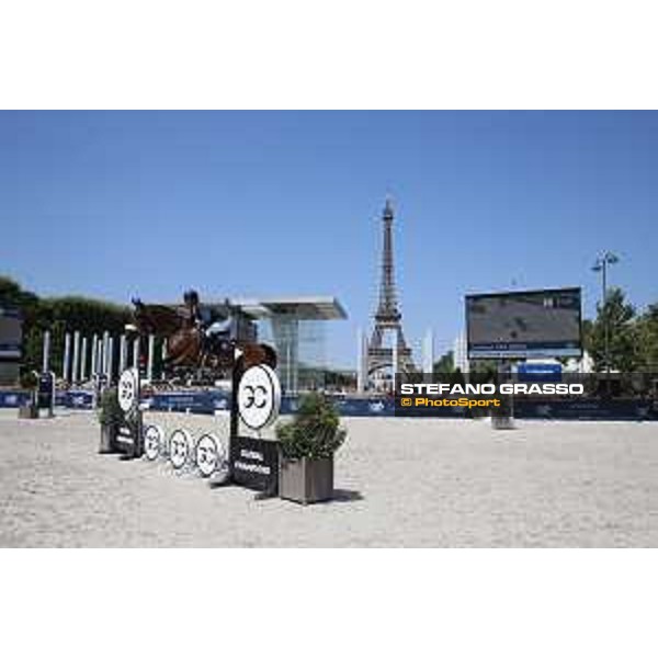 LGCT of Paris Eiffel - Class 9 - Leopold Van Asten (NED) on VDL Groep Urane de Talma - Paris Eiffel, Champ de Mars, 6 July 2018 - ph.Stefano Grasso/LGCT
