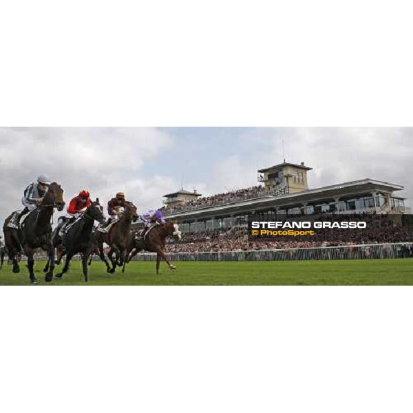 Alberto Sanna on Senlis finish 2nd in the Prix Paul de Moussac beated by Christophe Patrice Lemaire on Arcadia\'s Angle Chantilly, 8th june 2008 ph. Stefano Grasso