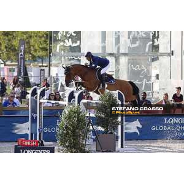 LGCT of Paris Eiffel - Class 11 - Philippe Rozier (FRA) on Cristallo A LM - Paris Eiffel, Champ de Mars, 6 July 2018 - ph.Stefano Grasso/LGCT