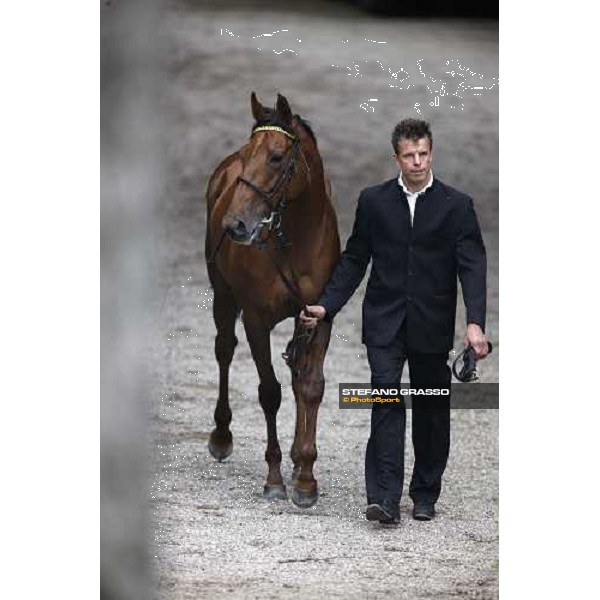 Quijano comes back to the stable after winning the Gran Premio Milano Milan San Siro, 15th june 2008 ph. Stefano Grasso