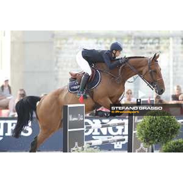 LGCT of Paris Eiffel - Class 11 - Jane Richard Philips (SUI) on Izmir van de Bayenne - Paris Eiffel, Champ de Mars, 6 July 2018 - ph.Stefano Grasso/LGCT