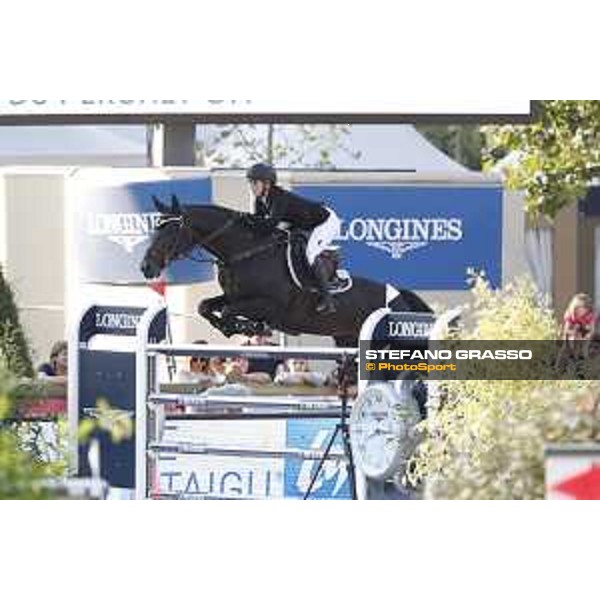 LGCT of Paris Eiffel - Class 11 - Emily Moffitt (GBR) on Copain du Perchet CH - Paris Eiffel, Champ de Mars, 6 July 2018 - ph.Stefano Grasso/LGCT