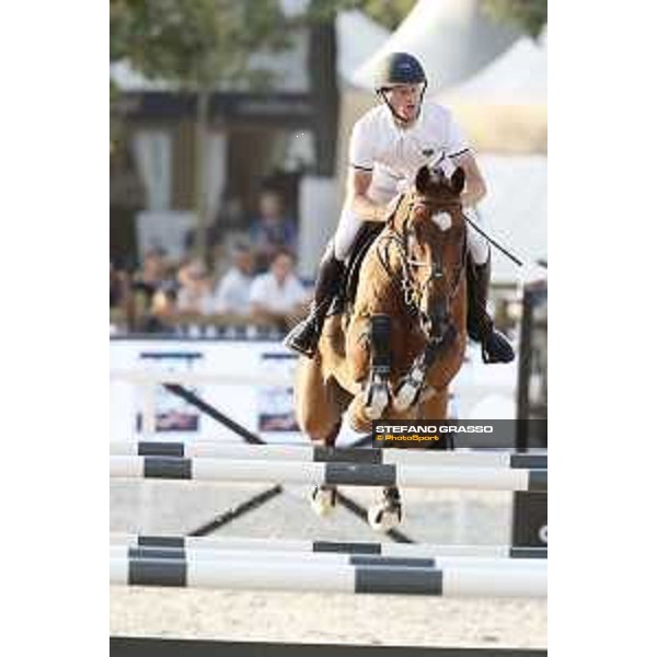 LGCT of Paris Eiffel - Class 11 - Niels Bruynseels (BEL) on Delux van T & L - Paris Eiffel, Champ de Mars, 6 July 2018 - ph.Stefano Grasso/LGCT