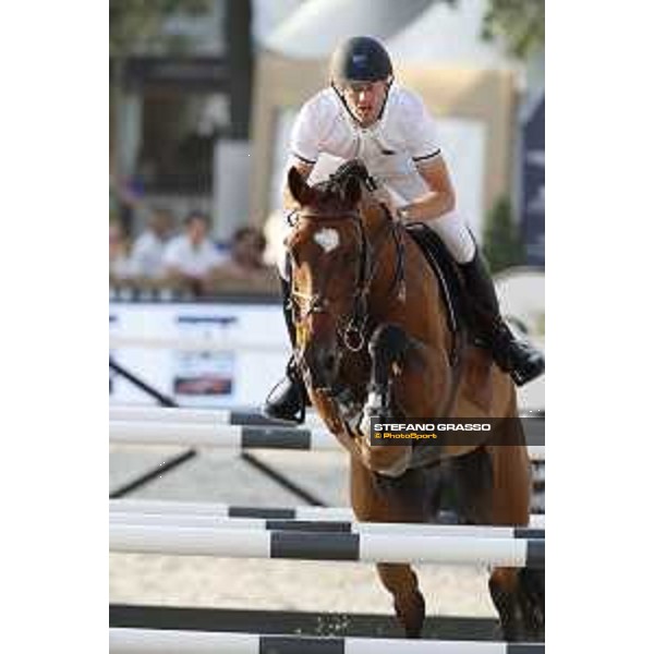 LGCT of Paris Eiffel - Class 11 - Niels Bruynseels (BEL) on Delux van T & L - Paris Eiffel, Champ de Mars, 6 July 2018 - ph.Stefano Grasso/LGCT