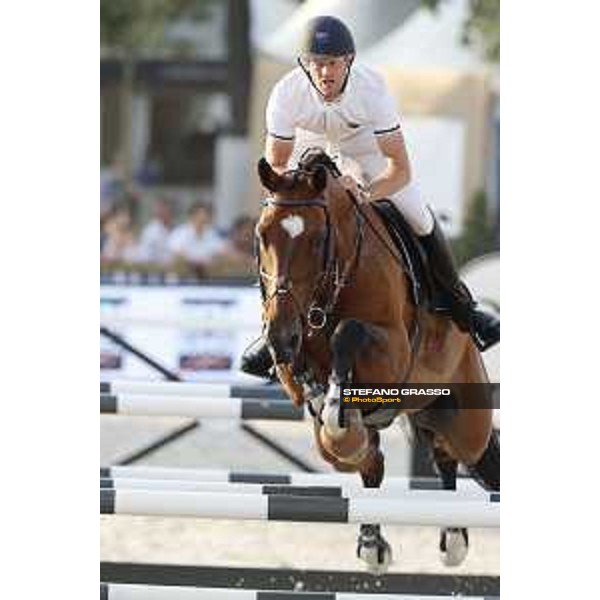 LGCT of Paris Eiffel - Class 11 - Niels Bruynseels (BEL) on Delux van T & L - Paris Eiffel, Champ de Mars, 6 July 2018 - ph.Stefano Grasso/LGCT