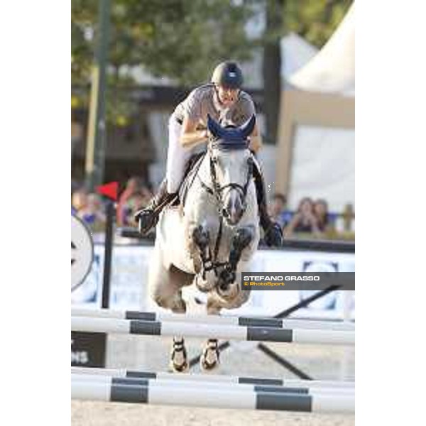 LGCT of Paris Eiffel - Class 11 - Pieter Devos (BEL) on Haloubet Hitchcock - Paris Eiffel, Champ de Mars, 6 July 2018 - ph.Stefano Grasso/LGCT