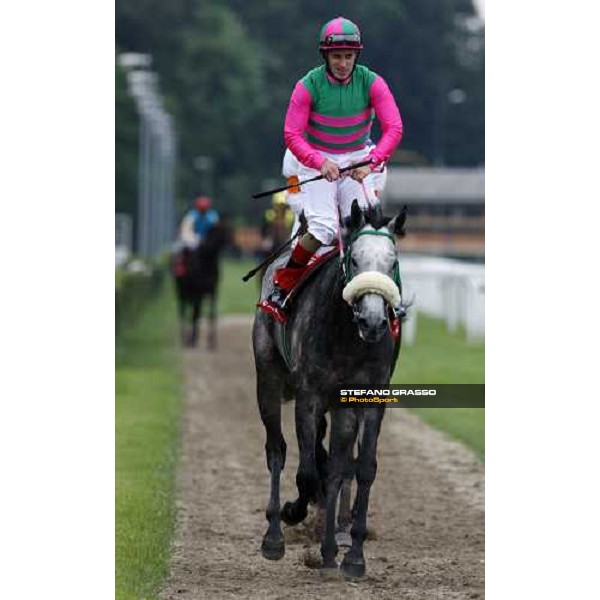 Mirco Demuro comes back on Voila Ici after the 2nd place in the Gran Premio di Milano Milan San Siro, 15th june 2008 ph. Stefano Grasso