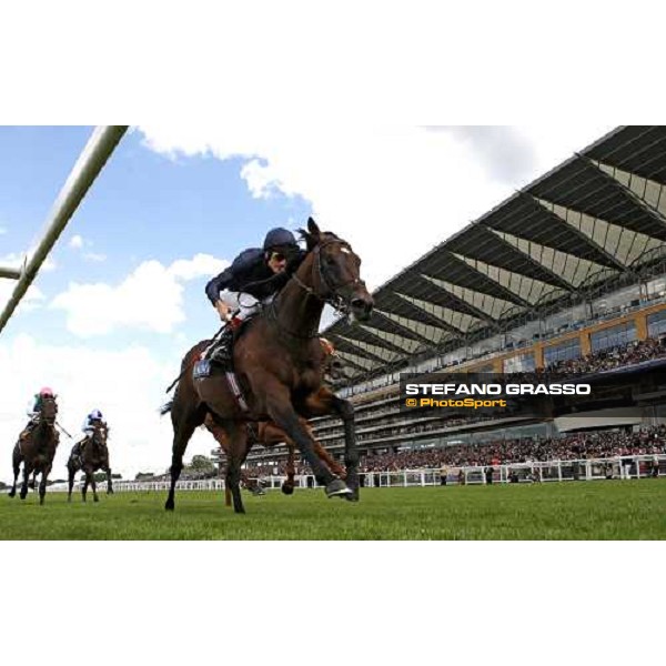Royal Ascot -1st day - Johnny Murtagh on Henrythenavigator wins the St. James\'s Palace Stakes Ascot, 17th june 2008 ph. Stefano Grasso