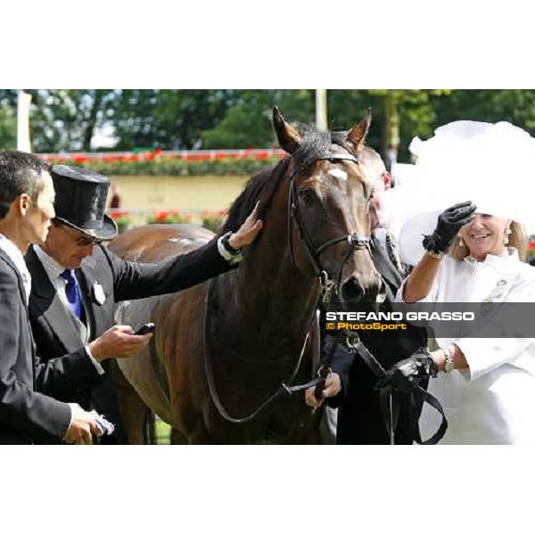 Royal Ascot -1st day - Aidan O\' Brien congratulates with Henrythenavigator and Sue Magnier at right Ascot, 17th june 2008 ph. Stefano Grasso