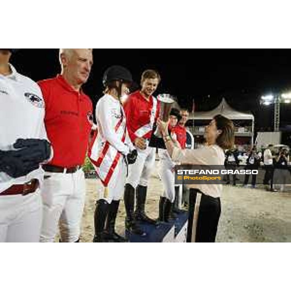 LGCT of Monaco - Pro Am Cup - Princess Caroline of Hanover presents the trophy to the winning team - Monaco, Port Hercule, 29 June 2018 - ph.Stefano Grasso/LGCT