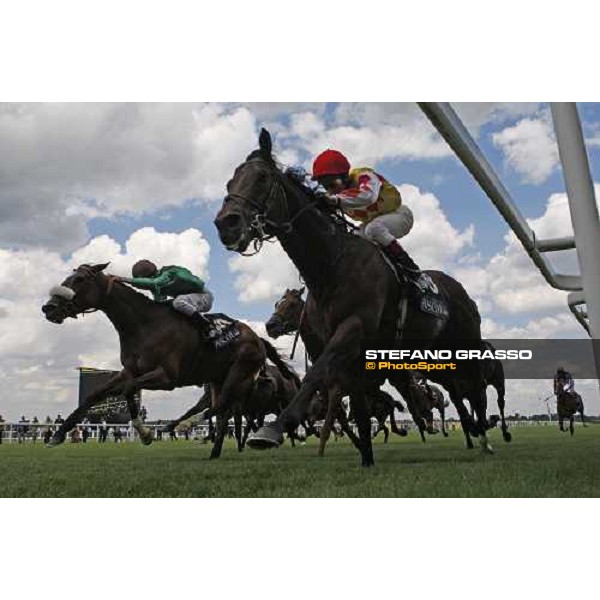 Royal Ascot -1st day - Johnny Murtagh on Haradasun wins the Queen Anne Stakes beating Christophe Soumillon on Darjina Ascot, 17th june 2008 ph. Stefano Grasso