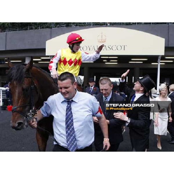 Royal Ascot -1st day - Aidan O\' Briens congratulates with Johnny Murtagh on Haradasun after winning the Queen Anne Stakes Ascot, 17th june 2008 ph. Stefano Grasso