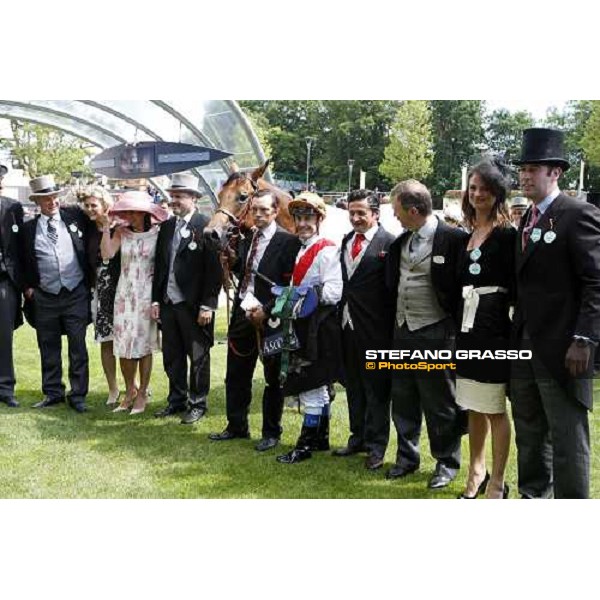 Royal Ascot -1st day - the winning connection of Equiano after winning the King\'s Stand Stakes Ascot, 17th june 2008 ph. Stefano Grasso