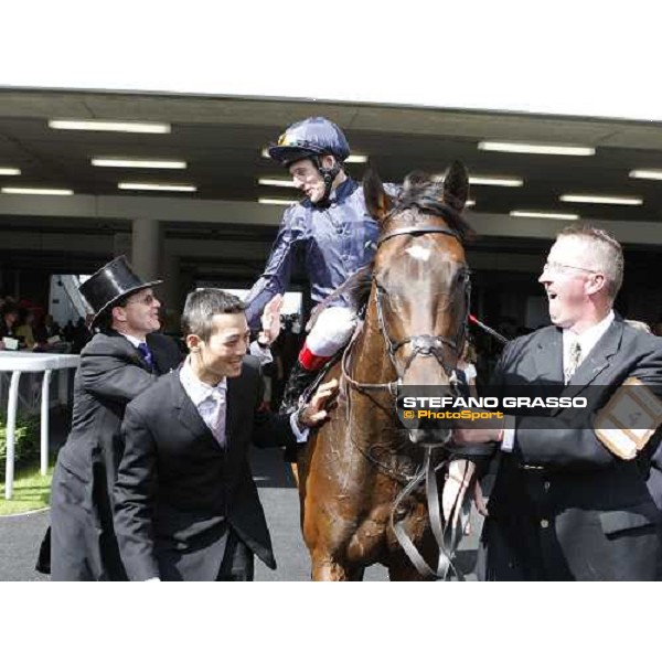 Royal Ascot -1st day -Aidan O\' Brien congratulates with Johnny Murtagh on Henrythenavigator after winning the St. James\'s Palace Stakes Ascot, 17th june 2008 ph. Stefano Grasso