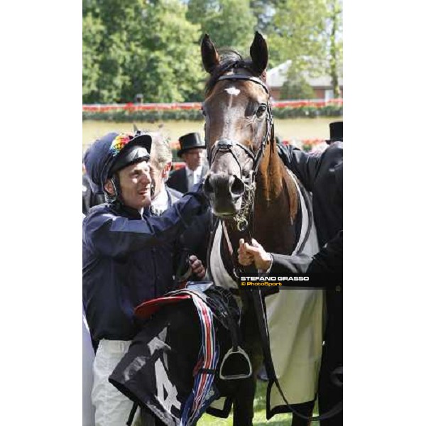 Royal Ascot -1st day -Johnny Murtagh congratulates with Henrythenavigator after winning the St. James\'s Palace Stakes Ascot, 17th june 2008 ph. Stefano Grasso