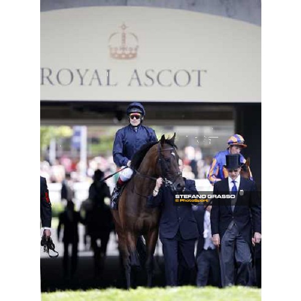 Royal Ascot -1st day - Johnny Murtagh on Henrythenavigator enters the track before winning the St. James\'s Palace Ascot, 17th june 2008 ph. Stefano Grasso