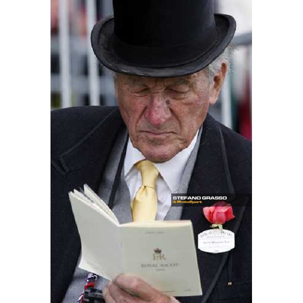 a racegoer in the Royal Enclosure Ascot, 1st day, 17th june 2008 ph. Stefano Grasso