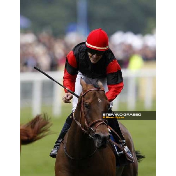 Christophe Patrice Lemaire on Sabana Perdida wins the Windsor Forest Stakes Ascot, 2nd day, 18th june 2008 ph. Stefano Grasso