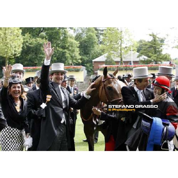 the winning connection of Sabana Perdida in the winner circle of the Windsor Forest Stakes Ascot, 2nd day, 18th june 2008 ph. Stefano Grasso