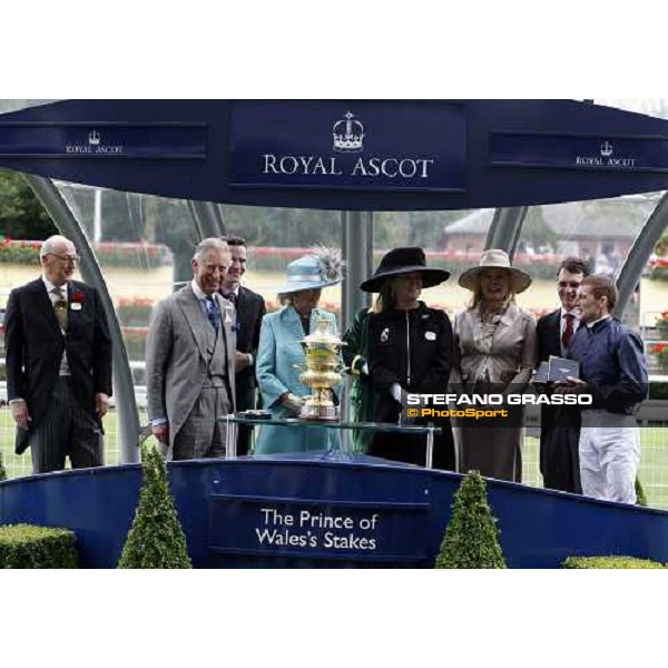 the giving prize for the winning connection of Duke of Marmalade winner of the Prince of Wales\'s Stakes Ascot, 2nd day, 18th june 2008 ph. Stefano Grasso