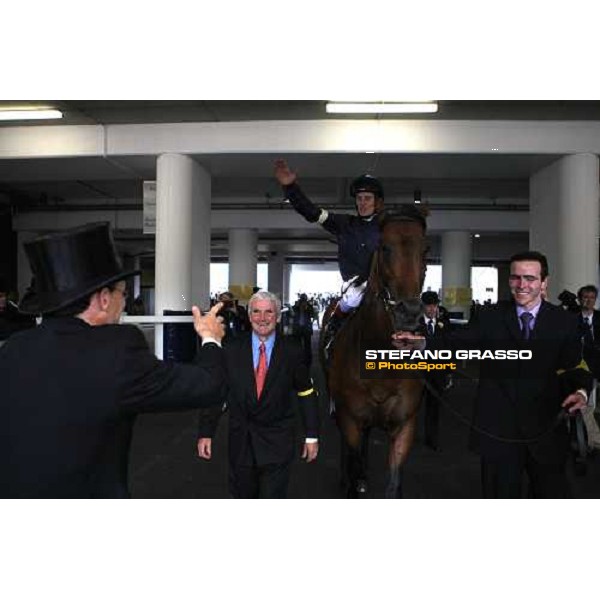 Aidan O\' Briens congratulates with Duke of Marmalade and his connection with Johnny Murtagh up after winning the Prince of Wales\'s Stakes Ascot, 2nd day, 18th june 2008 ph. Stefano Grasso