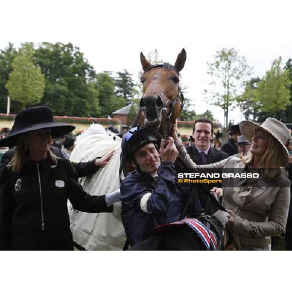 Duke of Marmalade and his connection with Johnny Murtagh winners of the Prince of Wales\'s Stakes Ascot, 2nd day, 18th june 2008 ph. Stefano Grasso