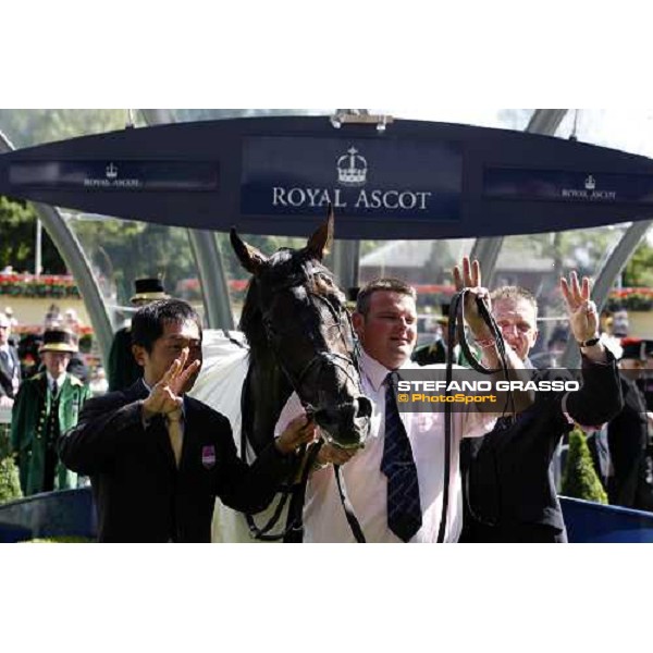 Yeats and the groooms winners of 3 races in teh Royal meeting Ascot, 19th june 2008 ph. Stefano Grasso
