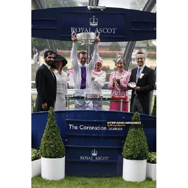 Royal Ascot - 4th day - Princess HAya and Sheihk Mohamed during the giving prize of the Coronation Stakes won by Kevin Manning on Lush Lashes and trained by Jim Bolger Ascot, 20th june 2008 ph. Stefano Grasso