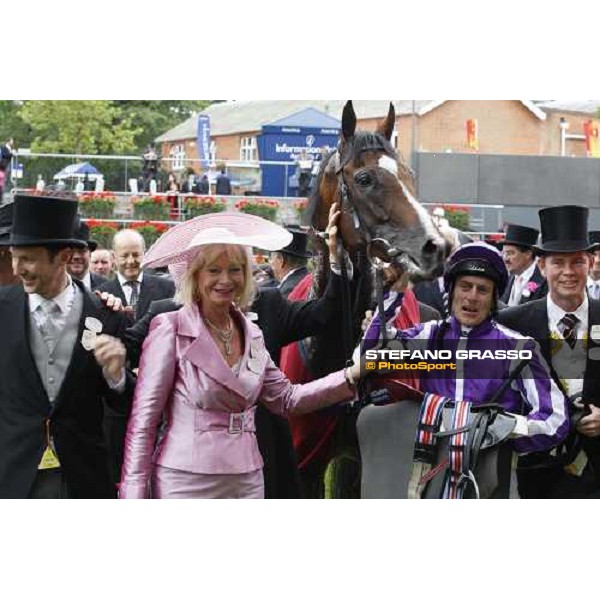 Royal Ascot - 5th day - the winning connection of the Harwicke Stakes won by Johnny Murtagh on Macarthur Ascot, 21th june 2008 ph. Stefano Grasso