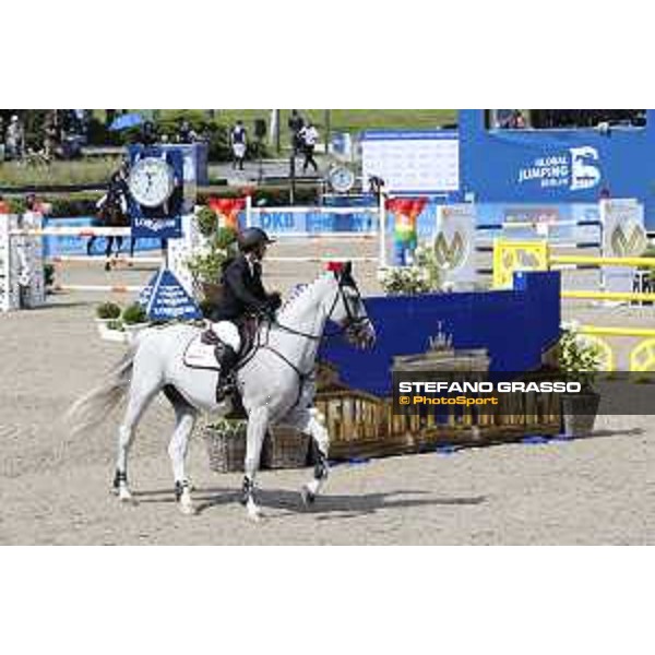 LGCT of Berlin - Class 3 - Georgina Bloomberg (USA) on Crown 5 - Berlin, Sommergarten, 28 July 2018 - ph.Stefano Grasso/LGCT