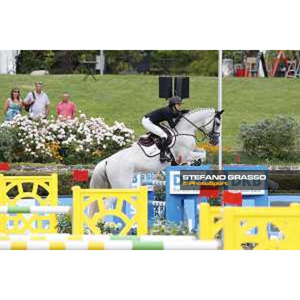 LGCT of Berlin - Class 2 - Georgina Bloomberg (USA) on Crown 5 - Berlin, Sommergarten, 27 July 2018 - ph.Stefano Grasso/LGCT