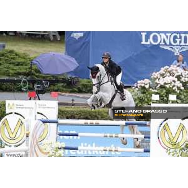 LGCT of Berlin - Class 2 - Georgina Bloomberg (USA) on Crown 5 - Berlin, Sommergarten, 27 July 2018 - ph.Stefano Grasso/LGCT