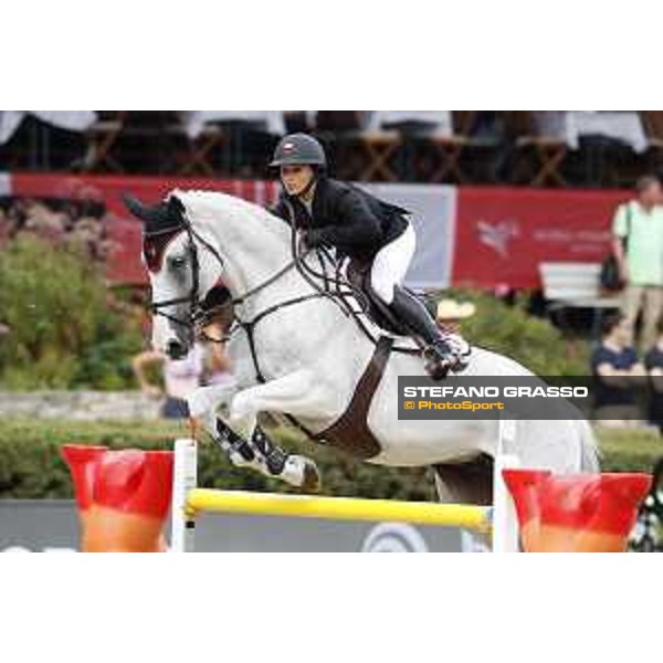 LGCT of Berlin - Class 2 - Georgina Bloomberg (USA) on Crown 5 - Berlin, Sommergarten, 27 July 2018 - ph.Stefano Grasso/LGCT