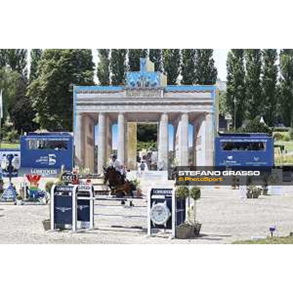 LGCT of Berlin - Class 1 - Marcus Ehning (GER) on Comme il Faut - Berlin, Sommergarten, 27 July 2018 - ph.Stefano Grasso/LGCT