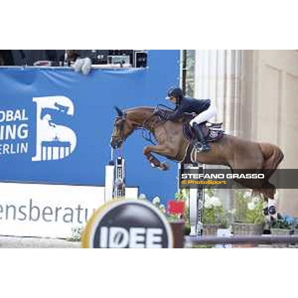 LGCT of Berlin - Class 1 - Megane Moissonier (FRA) on Ultrachic de Charmois - Berlin, Sommergarten, 27 July 2018 - ph.Stefano Grasso/LGCT
