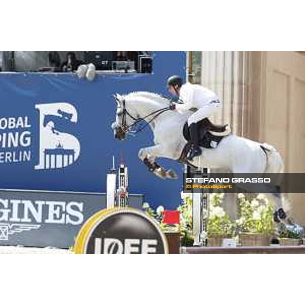 LGCT of Berlin - Class 1 - Carlos Ramirez (COL) on Happy Wandor Vant Roosakker - Berlin, Sommergarten, 27 July 2018 - ph.Stefano Grasso/LGCT
