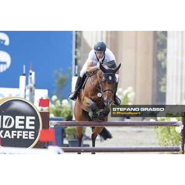 LGCT of Berlin - Class 1 - Eduardo Alvarez Aznar (ESP) on Rokfeller de Pleville Bois Margot - Berlin, Sommergarten, 27 July 2018 - ph.Stefano Grasso/LGCT